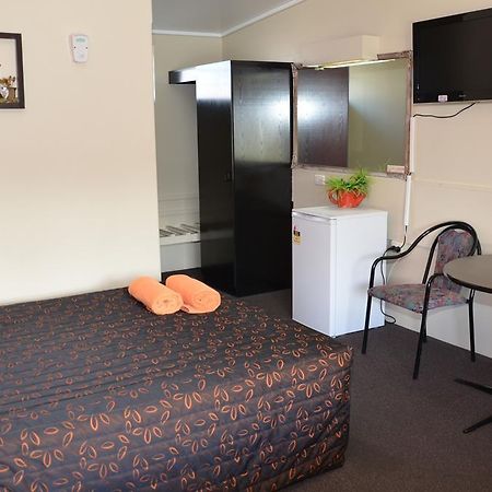 Warwick Motor Inn ภายนอก รูปภาพ