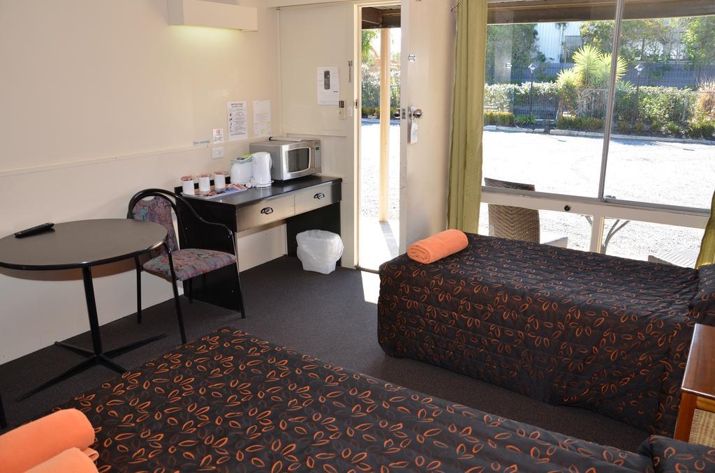 Warwick Motor Inn ภายนอก รูปภาพ
