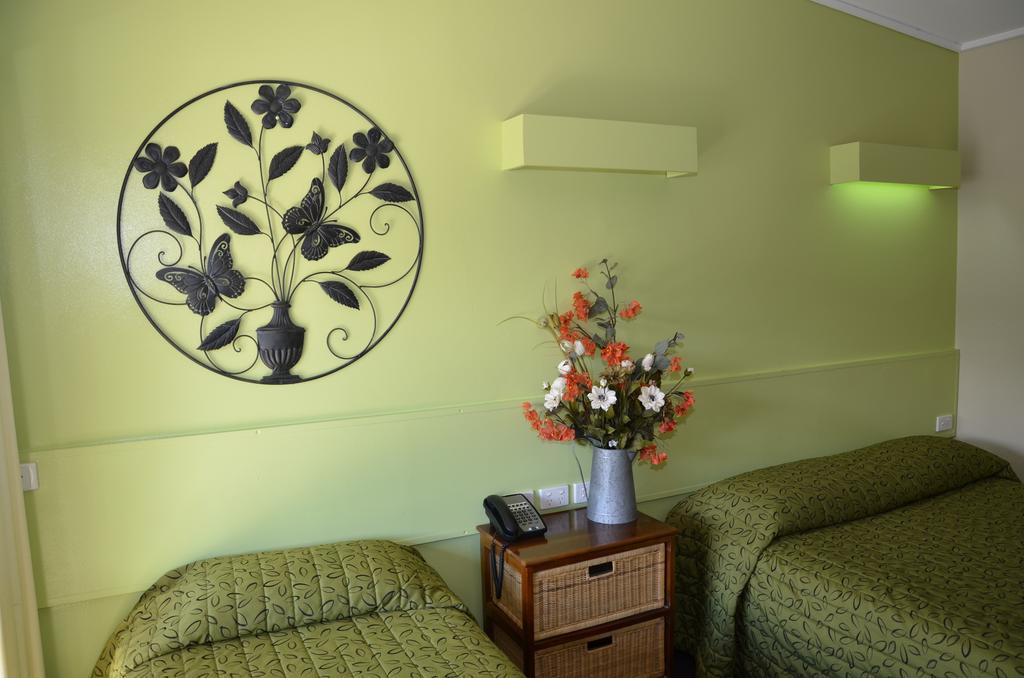 Warwick Motor Inn ภายนอก รูปภาพ