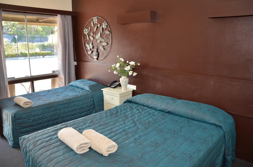 Warwick Motor Inn ภายนอก รูปภาพ