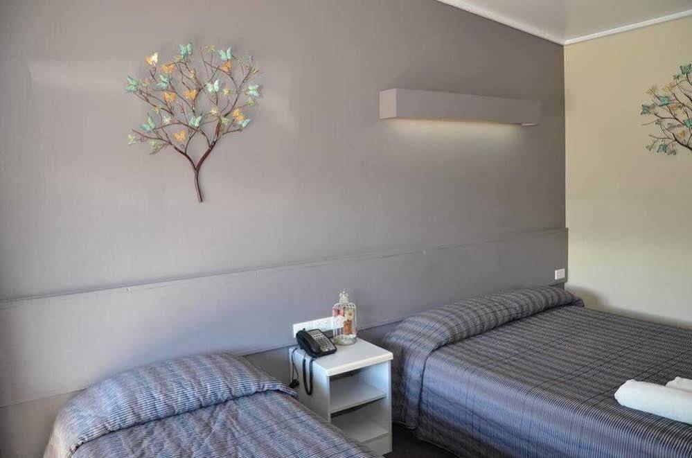 Warwick Motor Inn ภายนอก รูปภาพ